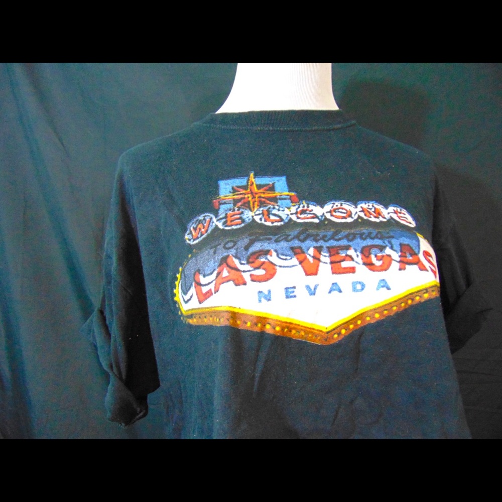 Cropped Las Vegas tee